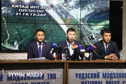 Байгаль орчноо хамгаалсныхаа төлөө буруугүй буруутан болж байна гэв